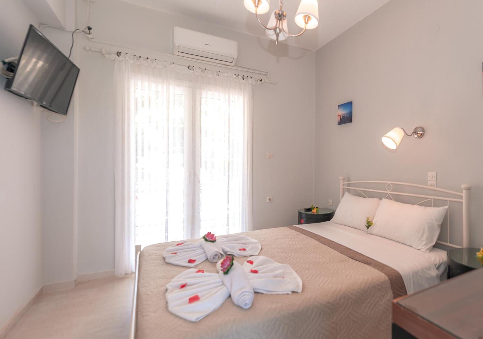 Vassilis Paradise Garden Aparthotel Agios Georgios Pagon Zewnętrze zdjęcie