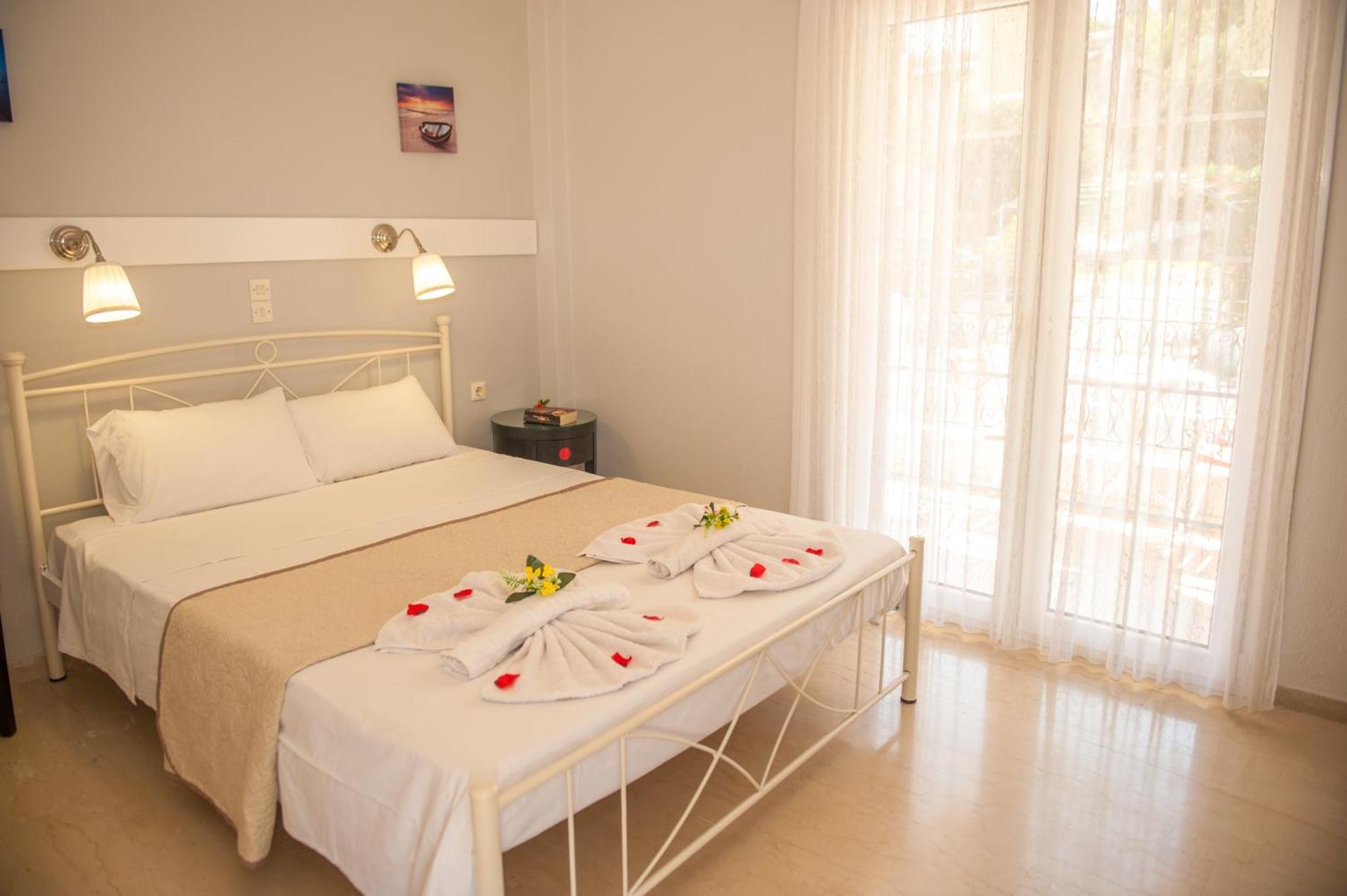 Vassilis Paradise Garden Aparthotel Agios Georgios Pagon Zewnętrze zdjęcie