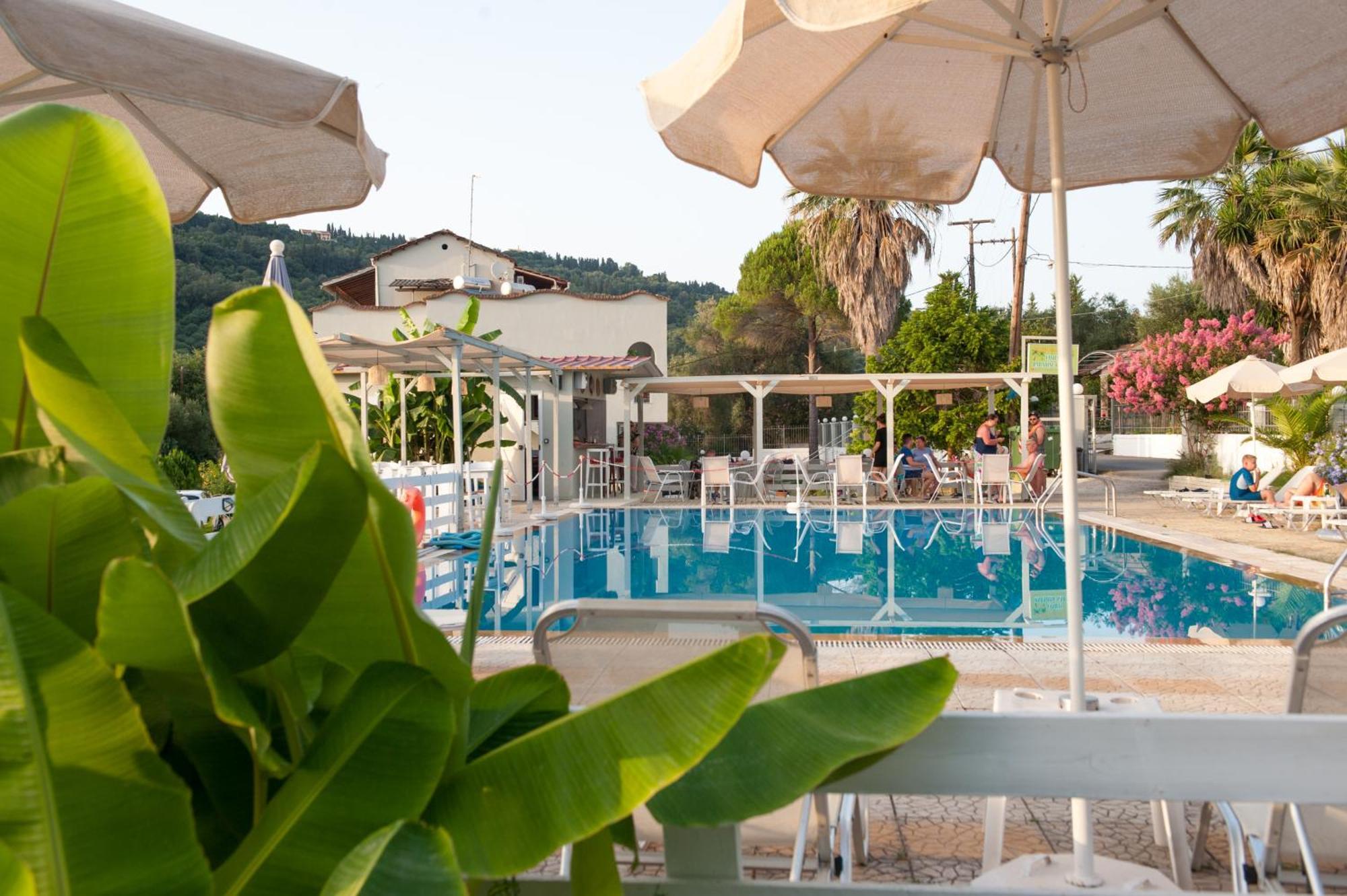 Vassilis Paradise Garden Aparthotel Agios Georgios Pagon Zewnętrze zdjęcie