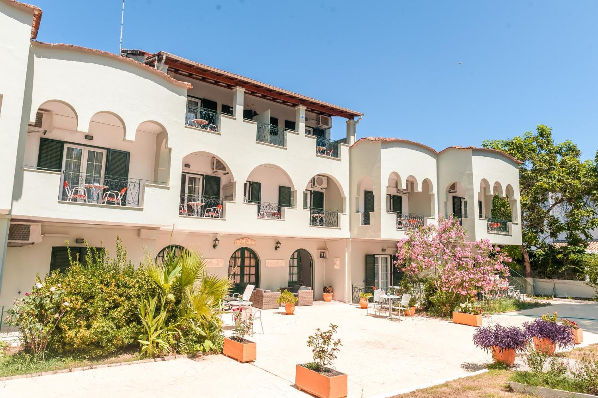 Vassilis Paradise Garden Aparthotel Agios Georgios Pagon Zewnętrze zdjęcie